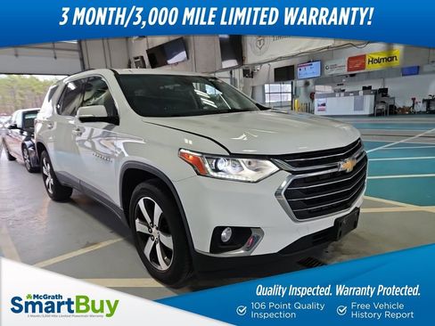 Used 2020 Chevrolet Traverse LT w/ LT Premium Package AWD/4WD image 1
