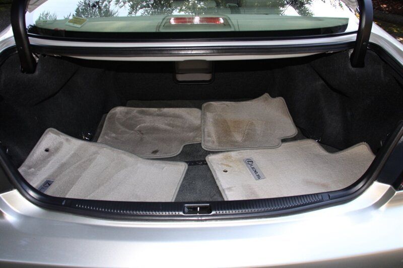 Used 2003 Lexus ES 330 w/ Premium Pkg FWD image 16