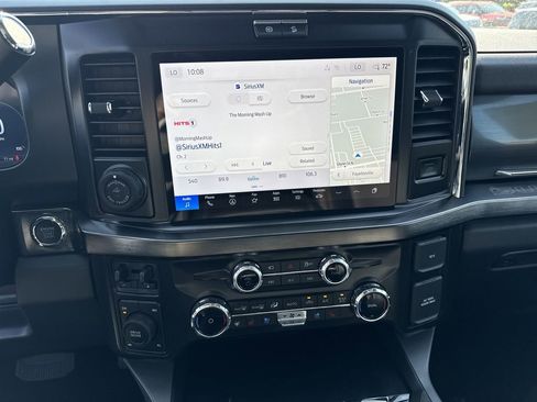 New 2026 Ford F250 Lariat w/ Black Appearance Package image 29