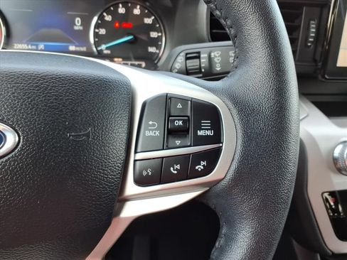 Used 2024 Ford Explorer XLT AWD/4WD image 14