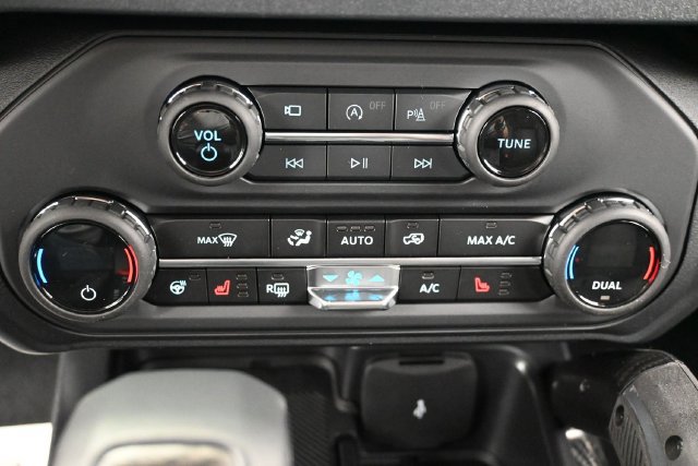 New 2026 Ford Bronco Raptor w/ Interior Carbon Fiber Pack AWD/4WD image 27