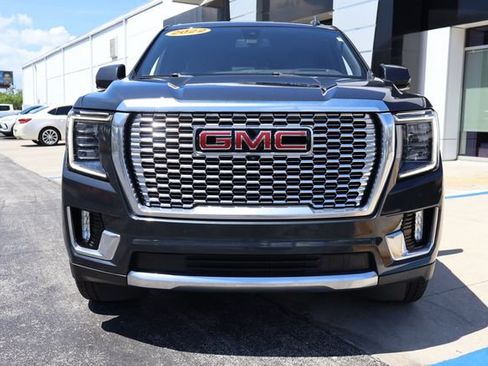Used 2022 GMC Yukon Denali RWD image 2