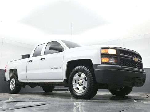 Used 2015 Chevrolet Silverado 1500 W/T w/ Trailering Package image 37