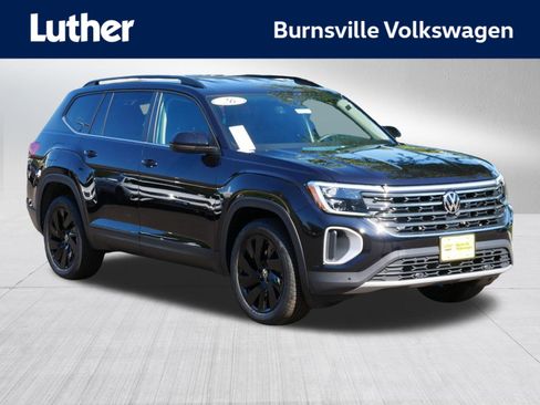 New 2026 Volkswagen Atlas SE image 1