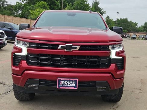 Used 2025 Chevrolet Silverado 1500 RST RWD image 2
