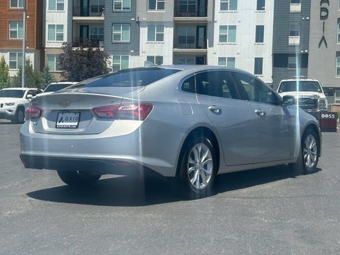 Used 2020 Chevrolet Malibu LT FWD image 4
