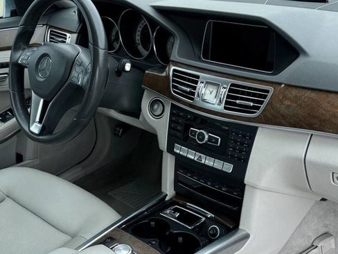 Used 2014 Mercedes-Benz E 350 Sedan image 29
