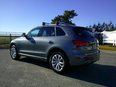 Used 2016 Audi Q5 2.0T Premium Plus w/ Technology Package image 18