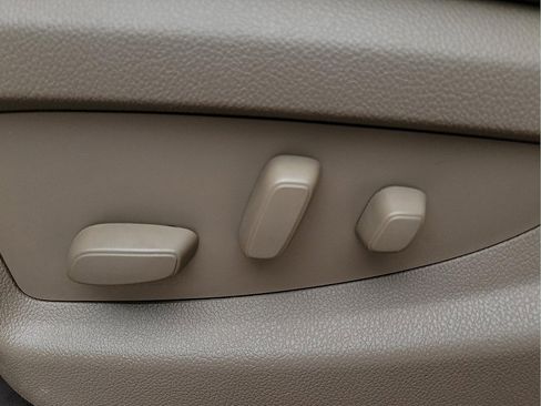 Used 2019 Chevrolet Silverado 2500 LTZ w/ Duramax Plus Package image 13