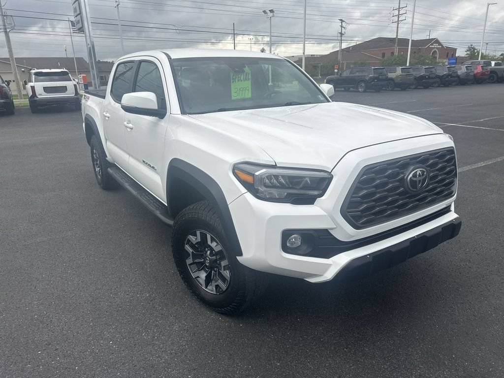 Used 2021 Toyota Tacoma TRD Off-Road w/ Technology Package AWD/4WD image 1