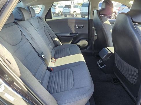 Used 2025 Kia K4 EX image 15