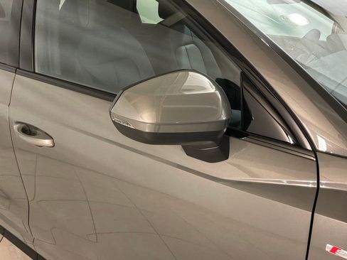 New 2025 Audi Q3 2.0T Premium image 24