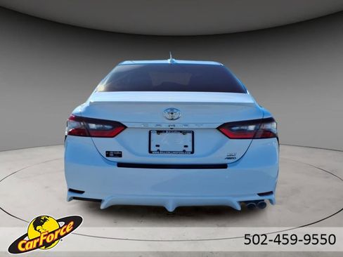 Used 2022 Toyota Camry SE image 7