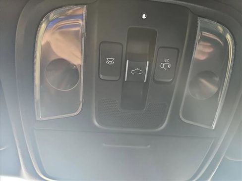 Used 2019 Kia Stinger GT2 image 23