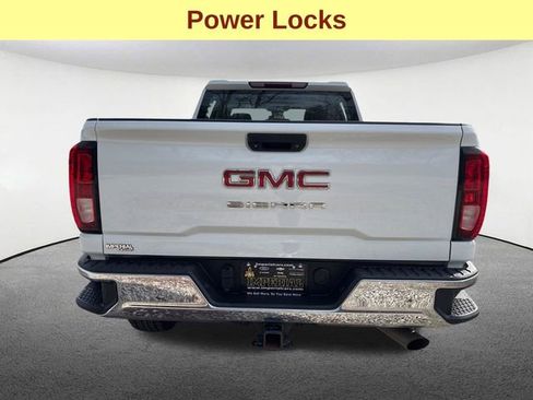Used 2024 GMC Sierra 2500 Pro w/ X31 Off-Road Package AWD/4WD image 12