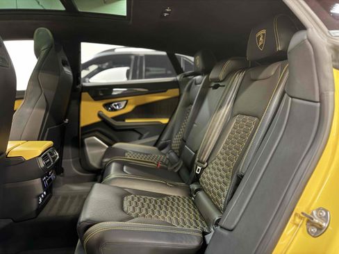 Used 2021 Lamborghini Urus image 33