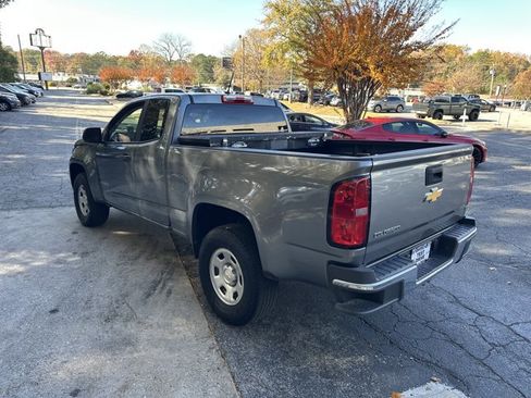 Used 2018 Chevrolet Colorado W/T w/ WT Convenience Package image 8