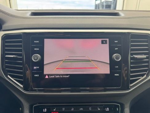 Used 2022 Volkswagen Atlas SEL Premium AWD/4WD image 28