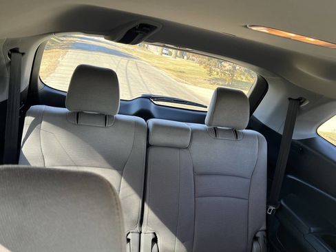 Used 2018 Honda Pilot EX image 22