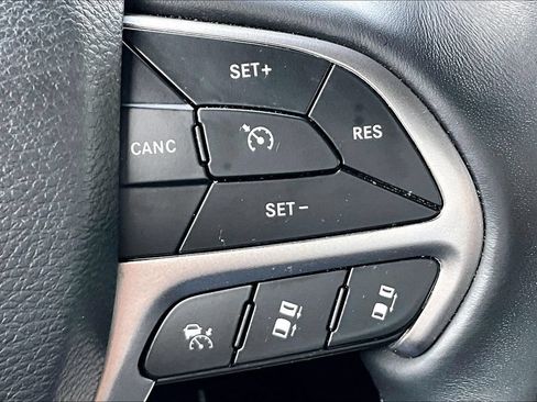 Used 2019 Jeep Grand Cherokee High Altitude AWD/4WD image 13