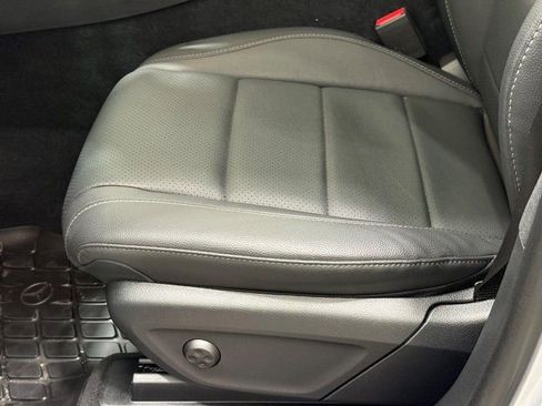 New 2025 Mercedes-Benz GLE 450 GLE 450 image 17