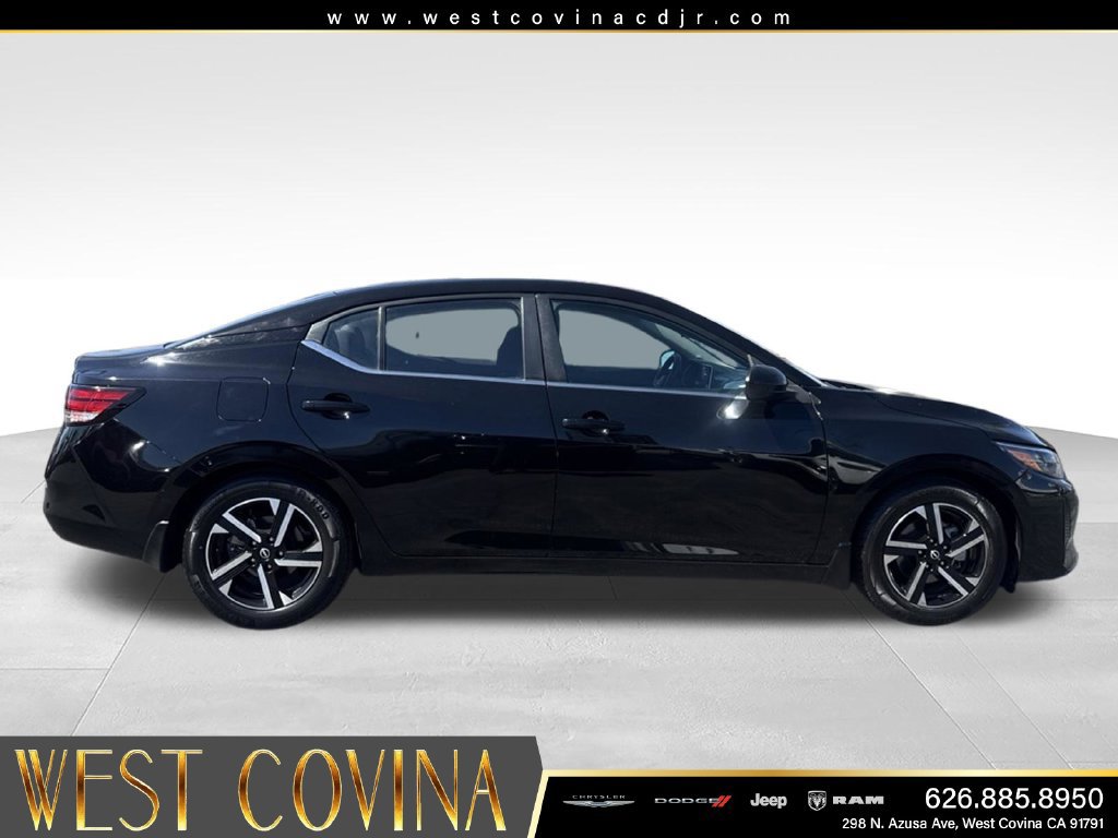 Used 2024 Nissan Sentra SV FWD image 12