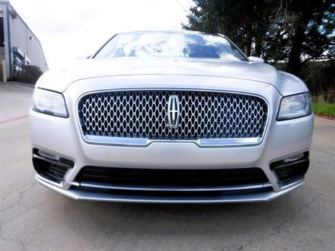 Used 2017 Lincoln Continental Select w/ Climate Package image 15