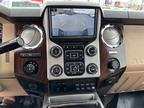 Used 2014 Ford F350 Lariat w/ Chrome Package image 19