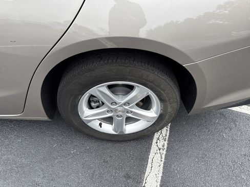 Used 2024 Chevrolet Malibu LT image 12