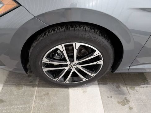 Used 2025 Volkswagen Jetta Sport FWD image 7