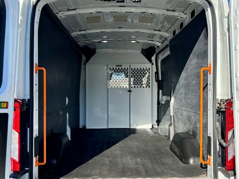 Used 2019 Ford Transit 150 148 Medium Roof image 10