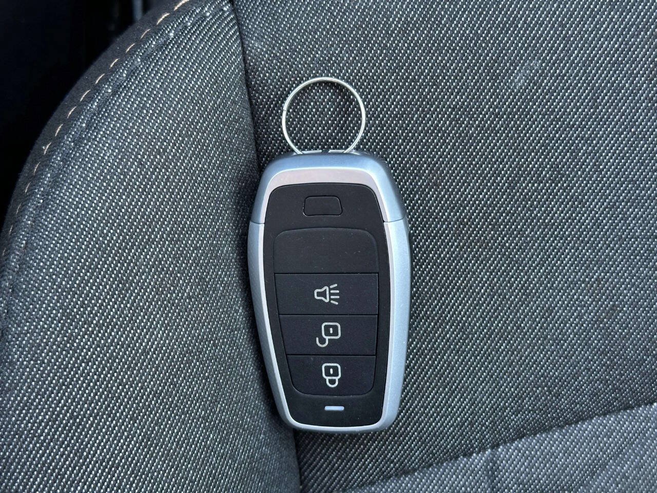 Used 2019 Chevrolet Equinox LT AWD/4WD image 36