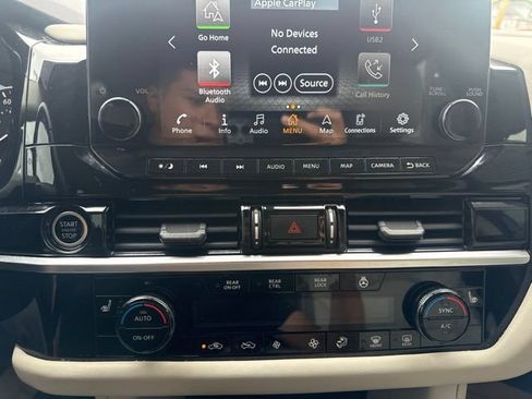 Used 2022 Nissan Pathfinder SL w/ Cargo Package AWD/4WD image 23