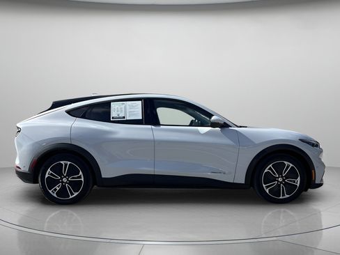 Used 2022 Ford Mustang Mach-E Select w/ Comfort/Technology Package image 2