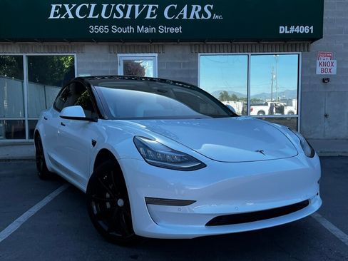 Used 2019 Tesla Model 3 Standard Range Plus RWD image 1