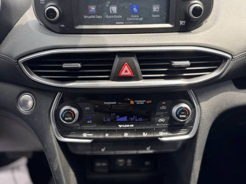 Used 2019 Hyundai Santa Fe SEL FWD image 20