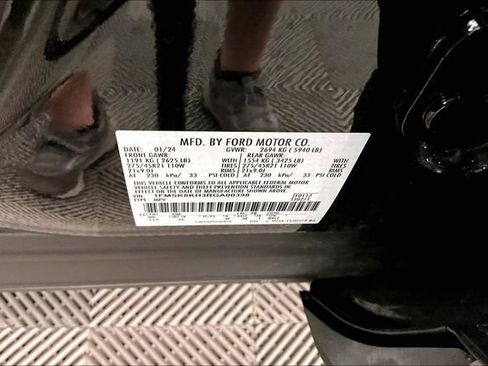 Used 2024 Ford Explorer ST-Line w/ Class IV Trailer Tow Package AWD/4WD image 42