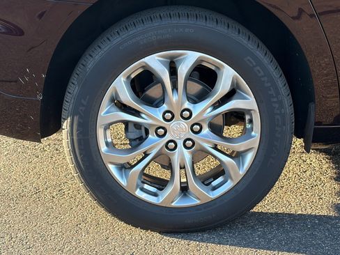 Used 2021 Buick Enclave Avenir w/ Avenir Technology Package FWD image 9