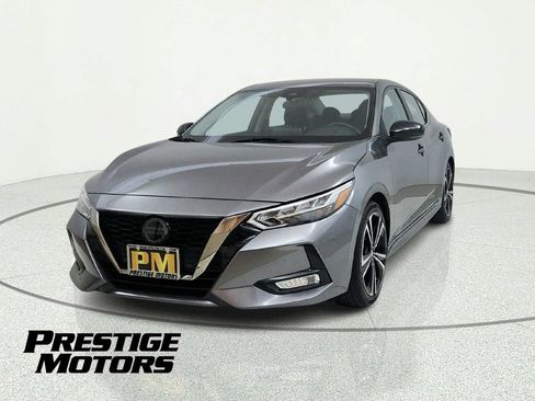 Used 2023 Nissan Sentra SR FWD image 2