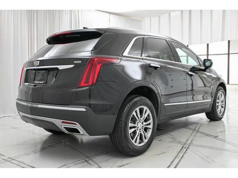Certified 2022 Cadillac XT5 Premium Luxury image 7