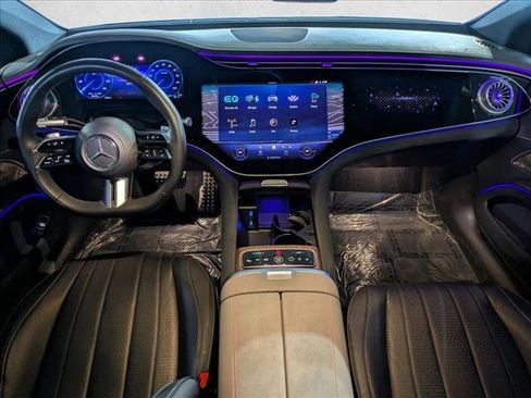 Certified 2023 Mercedes-Benz EQS 580 4MATIC Sedan image 19