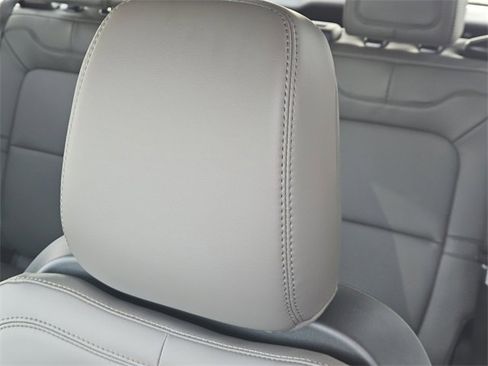 New 2026 Lincoln Corsair Premiere image 14