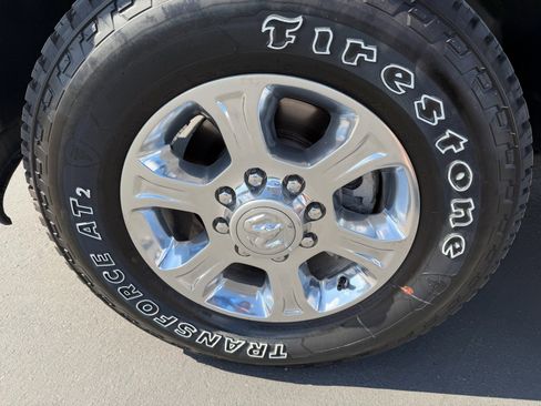 Used 2025 RAM 2500 Big Horn AWD/4WD image 30