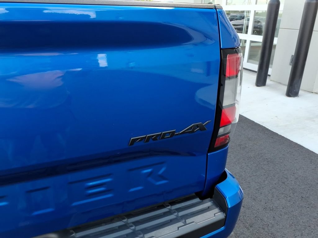 Used 2024 Nissan Frontier PRO-4X w/ Off-Road Protection Package AWD/4WD image 6