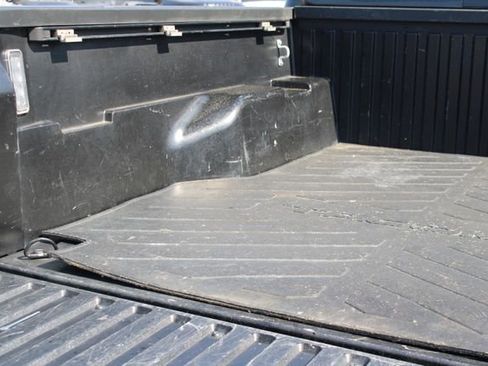 Used 2021 Toyota Tacoma TRD Off-Road w/ Technology Package image 9