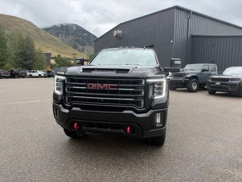 Used 2021 GMC Sierra 2500 AT4 w/ AT4 Preferred Package AWD/4WD image 4