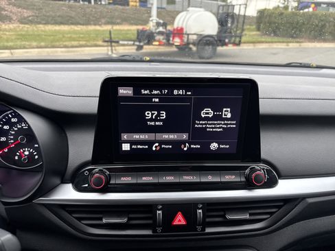 Used 2023 Kia Forte LXS w/ LXS Technology Package image 28