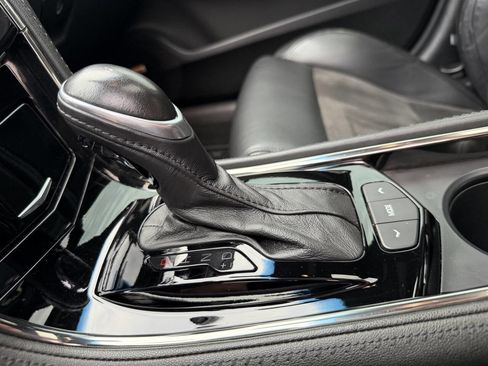 Used 2018 Cadillac ATS V w/ Luxury Package image 39