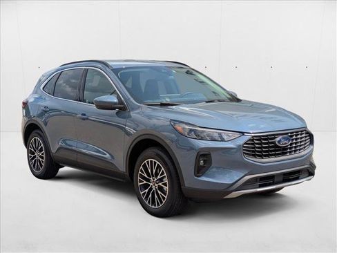 New 2025 Ford Escape SE image 7