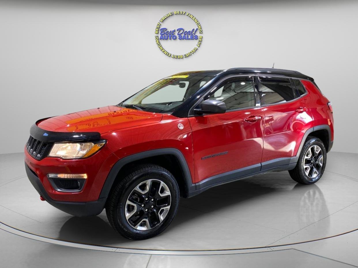 Used 2017 Jeep Compass Trailhawk w/ Navigation Group AWD/4WD image 1